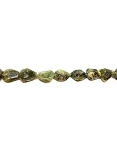 Granate Verde Nugget 18-23x20-27mm facetado