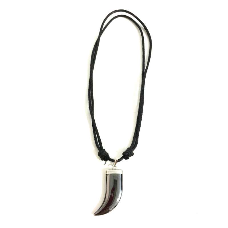 Hematite colmillo plano