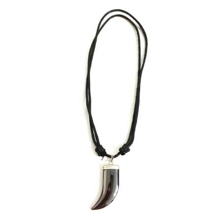 Hematite colmillo plano