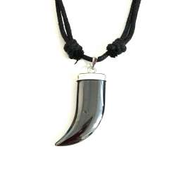 Hematite colmillo plano