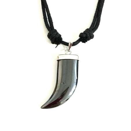 Hematite colmillo plano