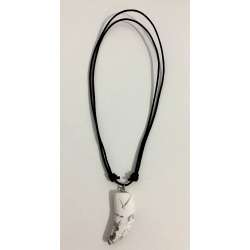 Howlite colmillo plano 2